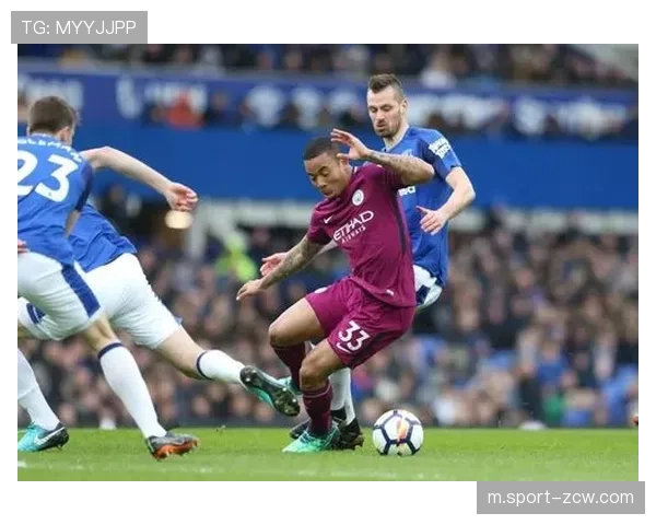 塔尔科夫斯基解围数据亮眼但失误偏多 埃弗顿防线双刃剑