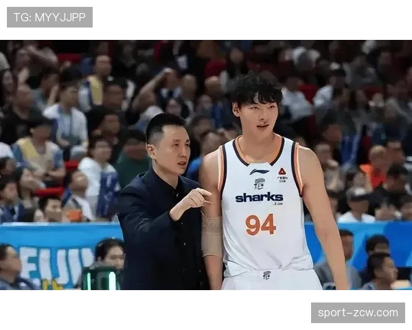 上海双塔洛夫顿王哲林伤缺 闫鹏飞范子铭担纲内线